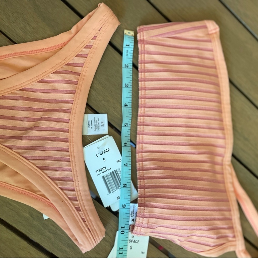L*Space Foley Bikini‎ Bottom in Tangy-Bougainvillea axel top set - Picture 5 of 9